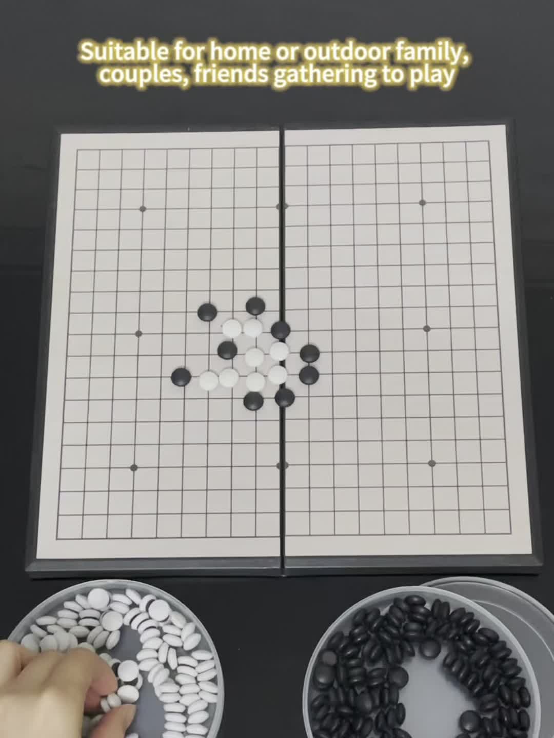 Ensemble de jeu de Go pliable magnétique de luxe de 11,41 pouces avec 19x tableau + 300 pièces noires et blanches, idéal pour les fêtes et les activités de plein air, Noël et Thanksgiving