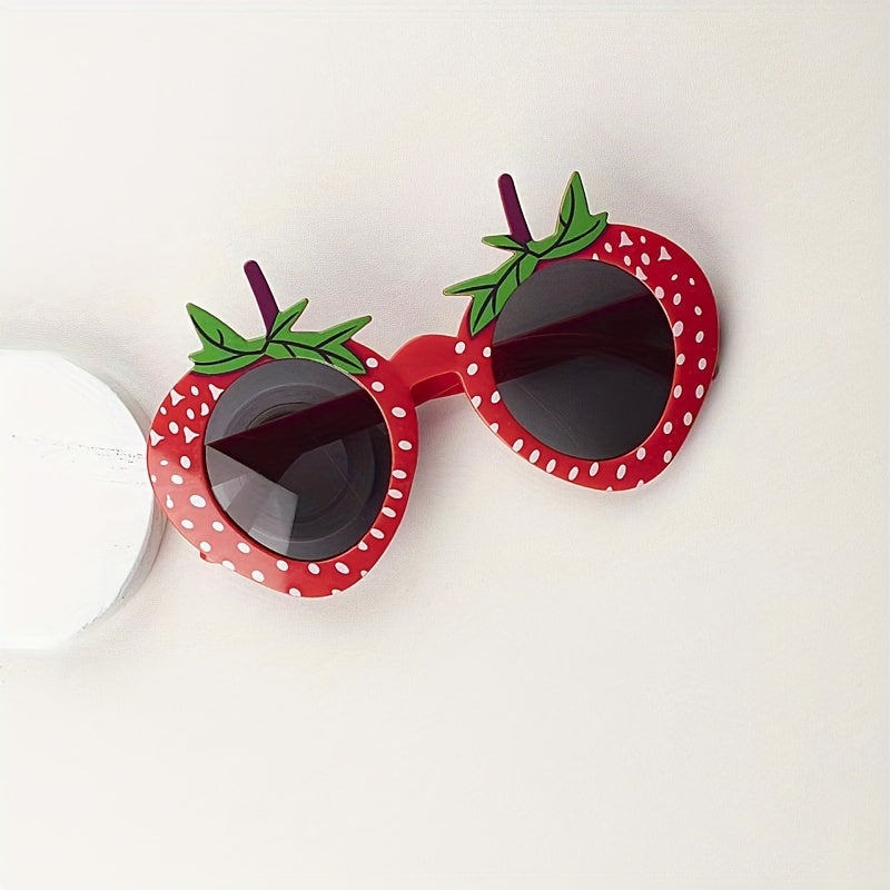 1pc fantaisie en forme fraise, amusantes à thème pour la plage, l'anniversaire, la photo rue, les réunions entre amis, accessoires photo