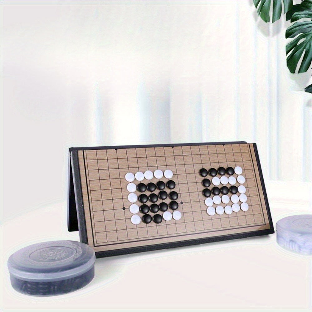 Jeu de Société Go Magnétique Pliable - Plateau Stratégique Portable avec Pièces Magnétiques Noires et Blanches en Matériau Plastique Durable - Idéal pour les Voyages, Soirées Familiales Amusantes - Cadeau d'Anniversaire Parfait